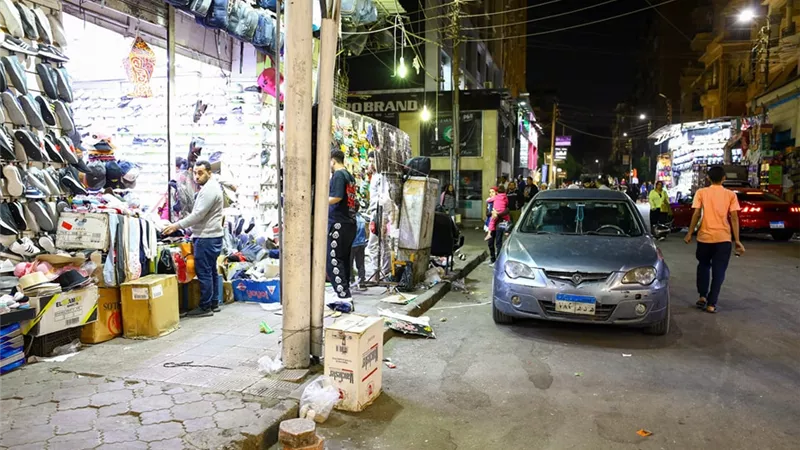  اعتباراً من غداً الجمعة..  بدء تطبيق المواعيد الصيفية لفتح وغلق المحال العامة