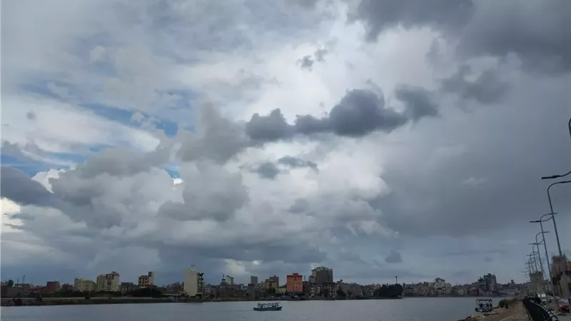 شبورة مائية وأجواء باردة.. 