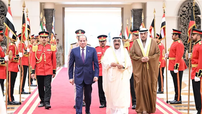 الرئيس السيسي يغادر الكويت بعد زيارة رسمية لتعزيز العلاقات الثنائية