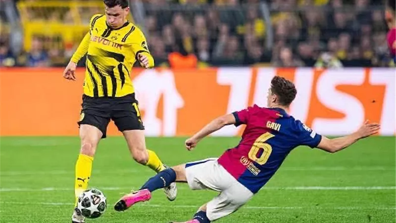 دورتموند ينتصر وبرشلونة يتأهل لنصف نهائي دوري أبطال أوروبا