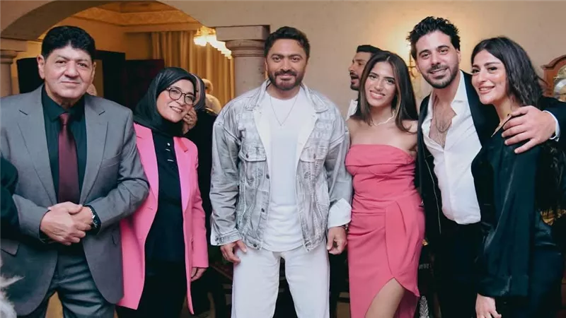 تامر حسني ومحمد سامي أبرزهم.. المونتير عمرو عاكف يحتفل بخطوبته بحضور النجوم