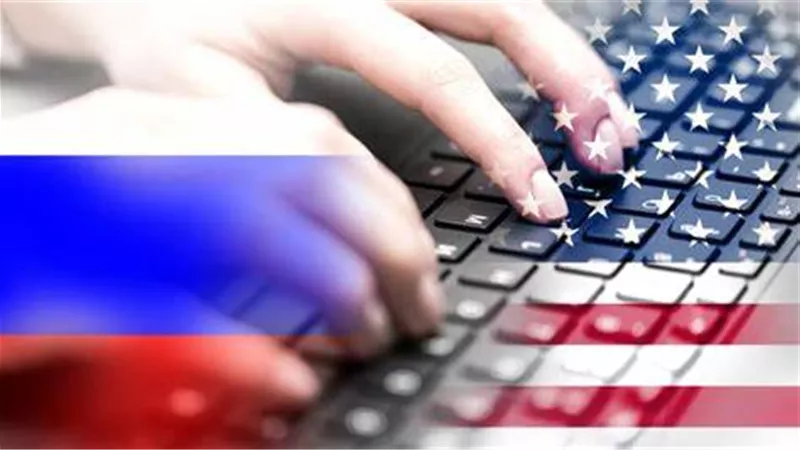 قراصنة روس يستهدفون دبلوماسيين أوروبيين لنشر برمجيات خبيثة
