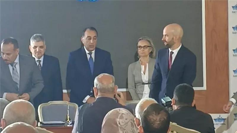 رئيس الوزراء يشهد توقيع مذكرة تفاهم لزيادة الثروة السمكية بقناة السويس