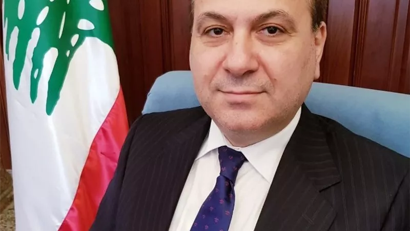الخارجية العراقية تستدعي السفير اللبناني احتجاجًا على تصريحات 