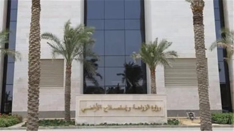 بحوث الصحراء بمريوط  تنفذ تدريب ميداني لطلاب 
