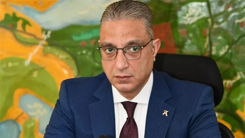 محافظ الفيوم يهنئ الإخوة الأقباط بعيد القيامة المجيد