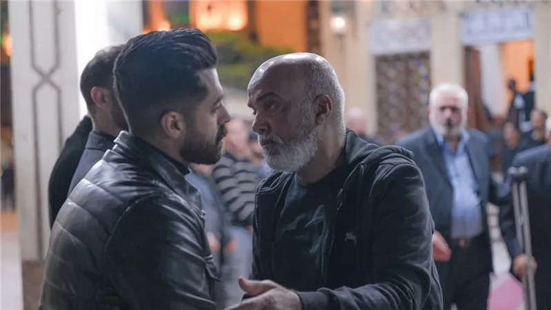 قبل 48 ساعة.. آخر ظهور لـ سليمان عيد في عزاء المنتج صلاح حسن|فيديو وصور 