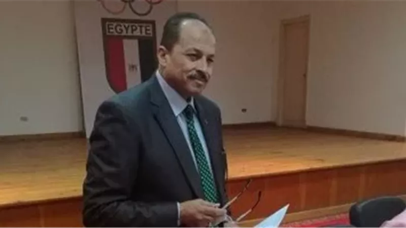 بعد دعائه على الخطيب .. إعفاء 
