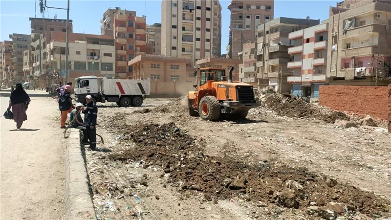 محافظ الغربية يوجه بحملة نظافة مكبرة بعد جولته الميدانية بالمحلة
