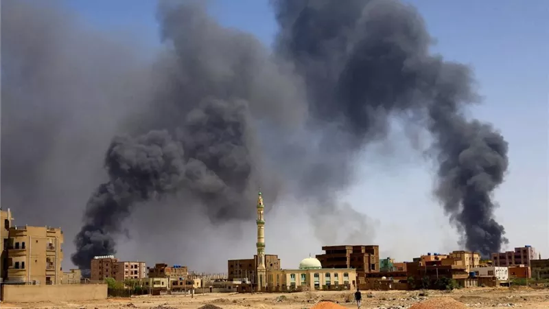 السودان بات غارقًا في واحدة من أكثر الحروب دمارًا في تاريخ المنطقة