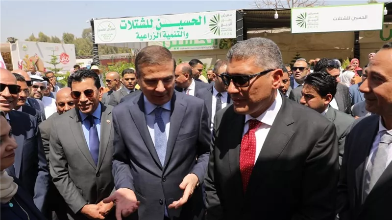 محافظ الجيزة يشارك في افتتاح معرض زهور الربيع في دورته الـ92