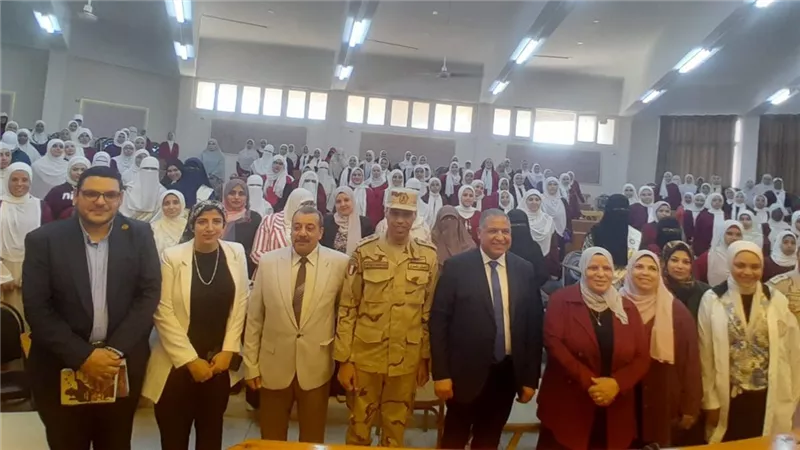 نائب رئيس جامعة الأزهر: الطالبات شريك أساسي في البناء والتنمية المجتمعية