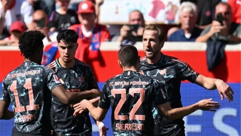 بايرن ميونخ يداوي جراحه الأوروبية برباعية في الدوري الألماني