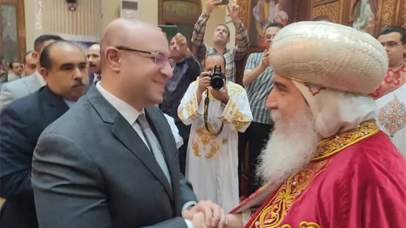 أسقف بني سويف يتلقى التهاني من قيادات المحافظة في احتفالات عيد القيامة