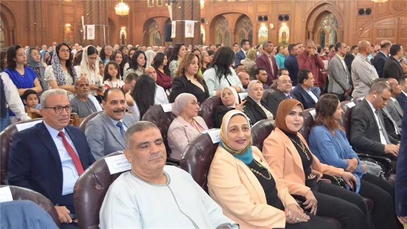 حزب مستقبل وطن بالفيوم يؤكد على الوحدة الوطنية خلال زيارة للكنائس