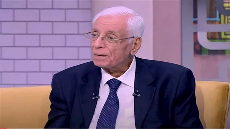 حسام موافي: ما تقوليش هعالج الشيزوفرينيا في الجامع.. المرض النفسي له طبيبه