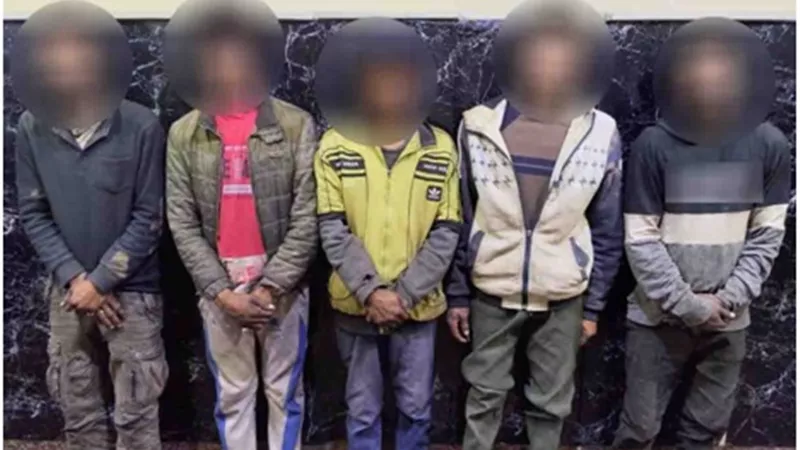 بعد تداول فيديو مثير.. تفاصيل ضبط 5 أشخاص بتهمة تعاطي المخدرات في القليوبية