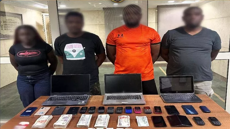 التحقيق مع عصابة «طرود الخير الوهمية» والاستيلاء على أموال المواطنين