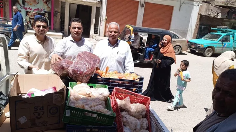 ضبط 225 كيلو لحوم فاسدة و22 ألف وحدة دوائية مهربة و1500 لتر زيوت غير صالحة