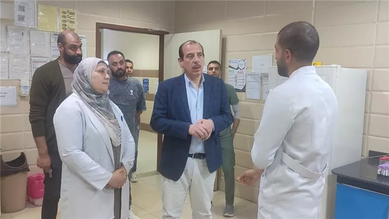 نائب وزير الصحة يُحيل مدير مركز التبين ومدير المنطقة الطبية والفريق للتحقيق