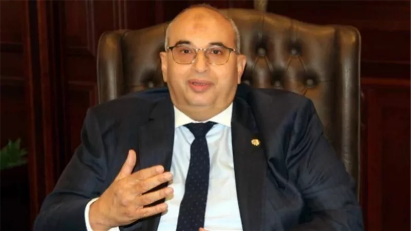 خبراء ضرائب: 4 محاور لنجاح مبادرة إلزام المصانع بالألواح الشمسية بنسبة 25%