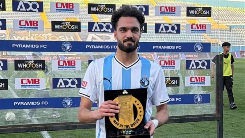 مصطفى زيكو لاعب بيراميدز الأفضل في مباراة إنبي بالدوري الممتاز