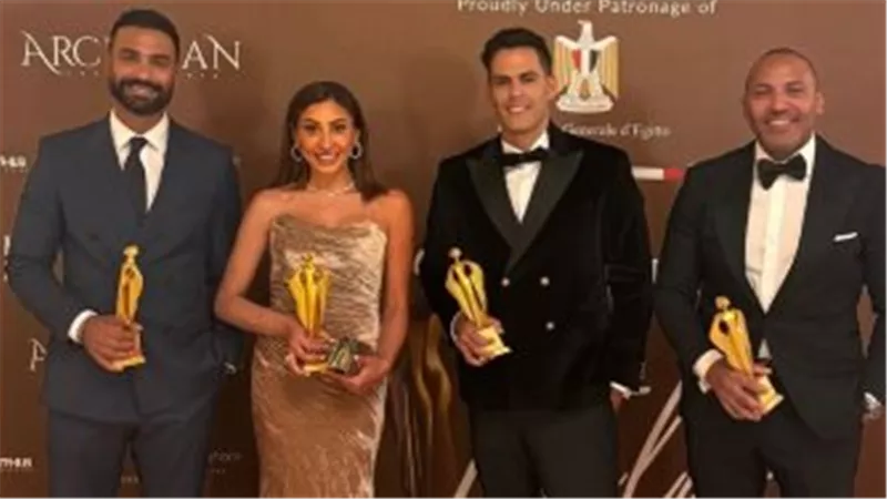 تكريم دينا الشربيني و كريم فهمي في حفل نيش العالمية  بميلانو |صور