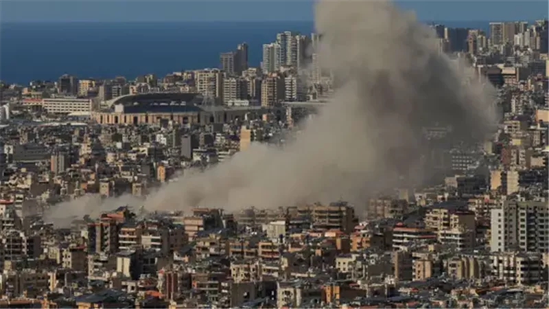 جيش الاحتلال يشن سلسلة غارات عنيفة على الجنوب اللبناني.. فيديو