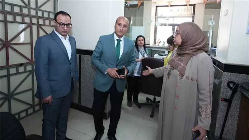 محافظ أسيوط يتفقد جاهزية مكتب التصديقات والتوثيق بديوان عام المحافظة
