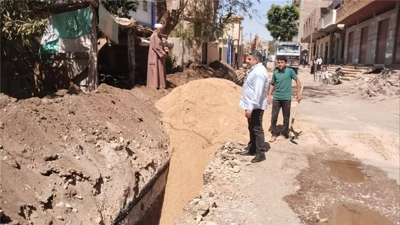 محافظ أسيوط: متابعة إحلال وتجديد خط مياه الشرب بجزيرة ساحل سليم