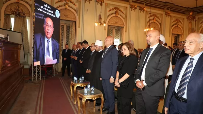 محافظ القاهرة يشارك بحفل تأبين الدكتور مفيد شهاب بمقر الجمعية المصرية للقانون 
