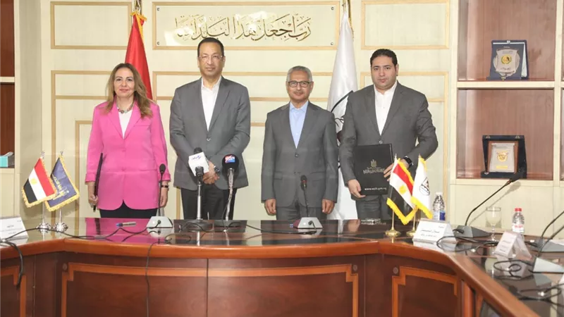 وزير الاتصالات ومحافظ بني سويف يشهدان مراسم توقيع مذكرتي تفاهم لدعم التنمية