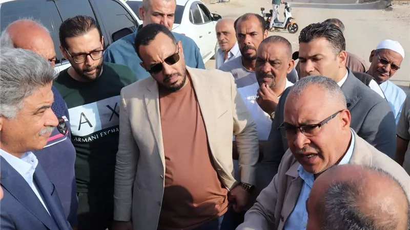 جولة ميدانية لوزارة الإسكان بقرى السويس لمتابعة البنية التحتية