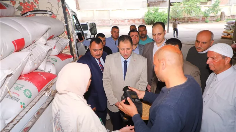 تفقد شون القمح بدمياط لمتابعة أعمال التوريد وضمان انتظام المنظومة بالمحافظة