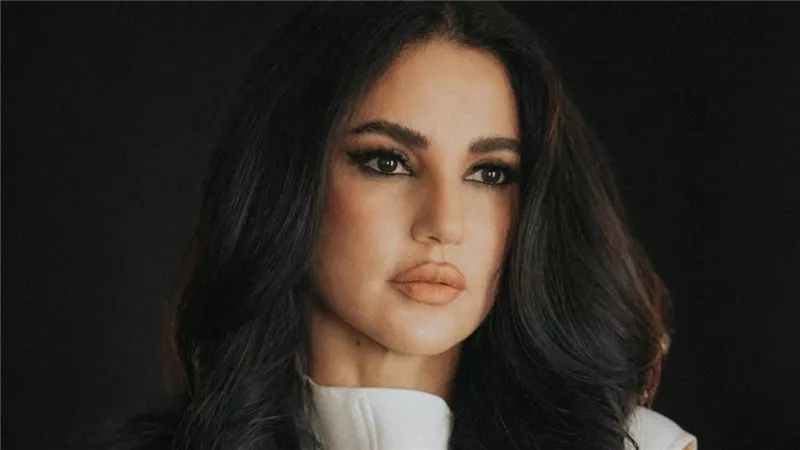 معيار الجمال .. النجمة درة ضمن قائمة أجمل 100 وجه في العالم