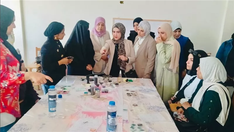 العمل: تدريب 700 سيدة ضمن مشروع 