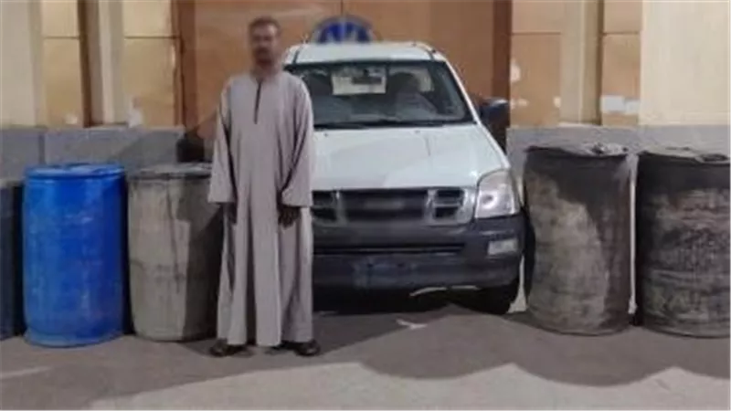 ضبط 3 آلاف لتر سولار قبل بيعها في السوق السوداء بأسوان والأقصر