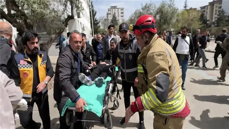 ارتفاع ضحايا مجزرة مدرسة كهرمان مرعش إلى 10 قتلى