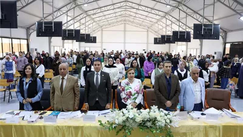 تعاون مشترك بين محافظة بني سويف وجامعة النهضة لتقييم مشروعات تخرج الإعلام