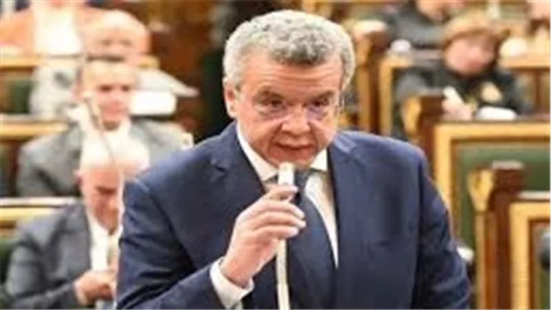 رئيس المركزي للمحاسبات يعرض ملاحظات الجهاز على ختامي الموازنة العامة للدولة 
