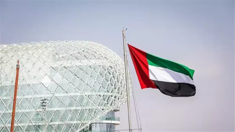  الحرب مع إيران والاقتصاد يتصدران المشهد فى صحف الإمارات اليوم