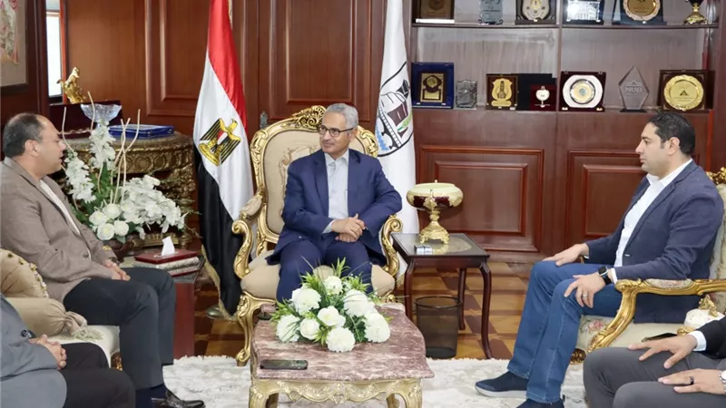 جولة ميدانية لرئيس هيئة تنمية الصعيد لتفقد مشروعات التطوير ببني سويف