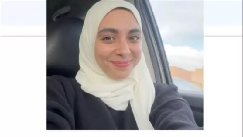 مش دكتورة.. بلوجر تقدم استشارات نفسية بمبلغ مالي كبير وتتعرض لانتقادات 