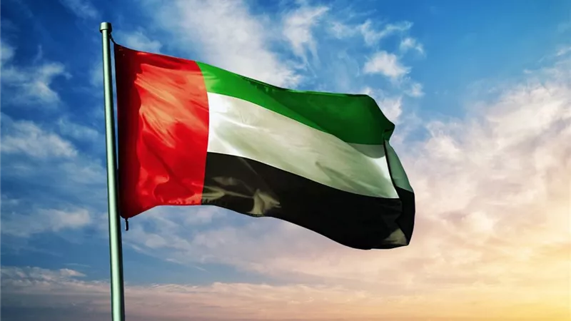 الإمارات توقف التعاملات التجارية والمالية مع إيران حتى إشعار آخر