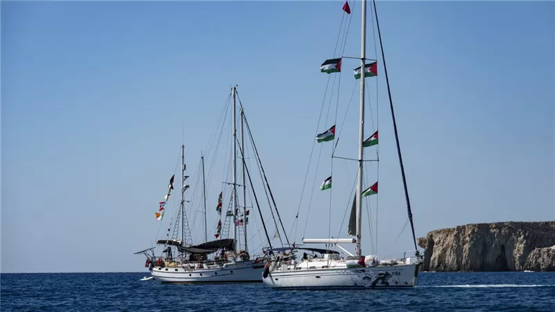 تركيا تعلن تسيير رحلات خاصة لإعادة ناشطي “أسطول الصمود” المحتجزين في إسرائيل