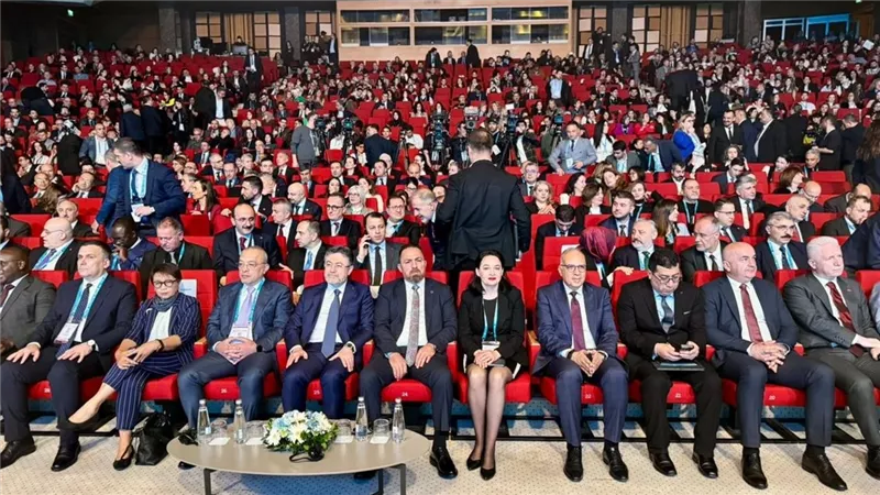 وزير الري يصل تركيا للمشاركة في منتدى إسطنبول الدولي الخامس للمياه 