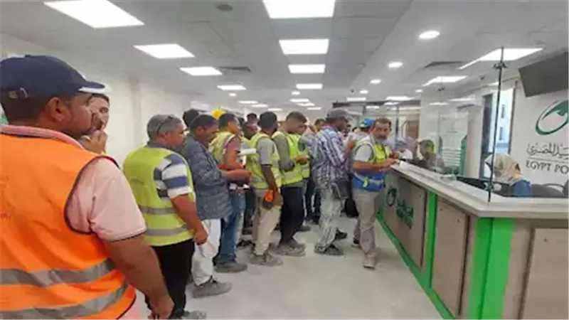 الحكومة تحذر من روابط وهمية تزعم تسجيل بيانات العمالة غير المنتظمة