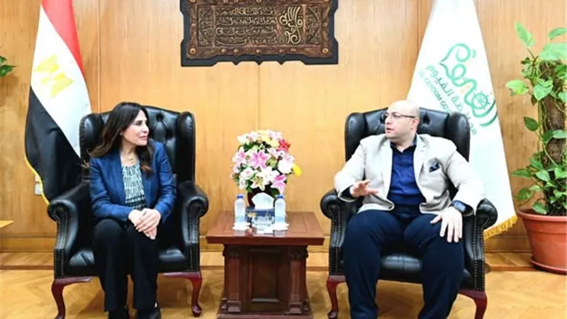 وزيرة الإسكان تصل الفيوم لتفقد مشروعات 