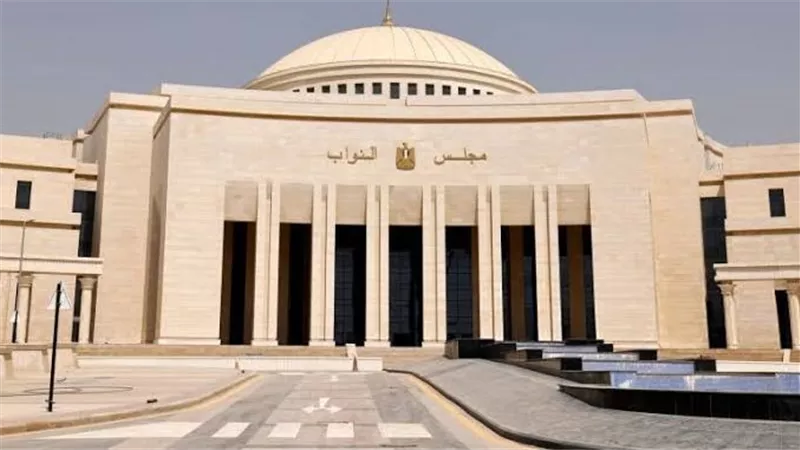 مجلس الشيوخ يواصل مناقشة تداعيات الأزمة الأمريكية الإيرانية 