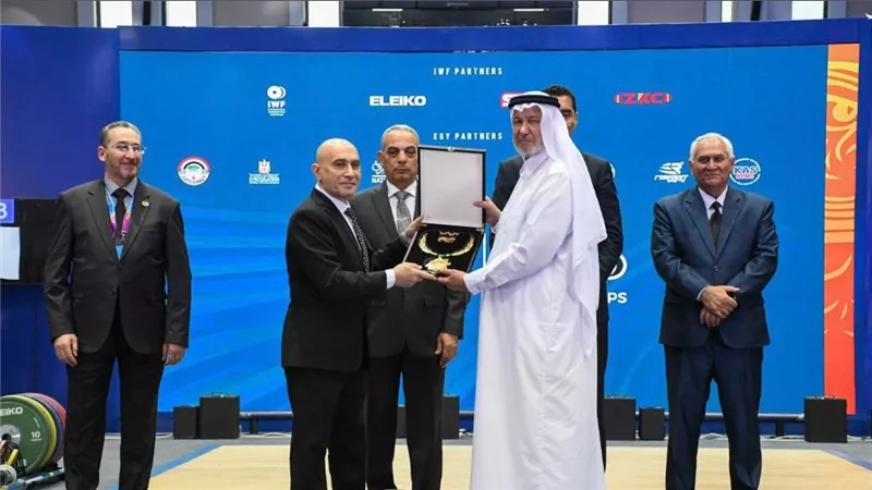 رئيس الدولي للأثقال يشيد بشراسة منافسات مونديال مصر